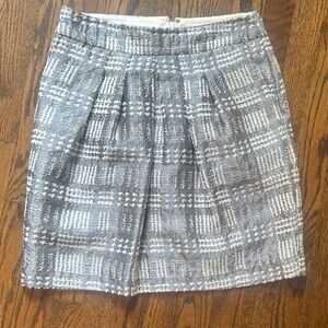 Cute grey and white skirt